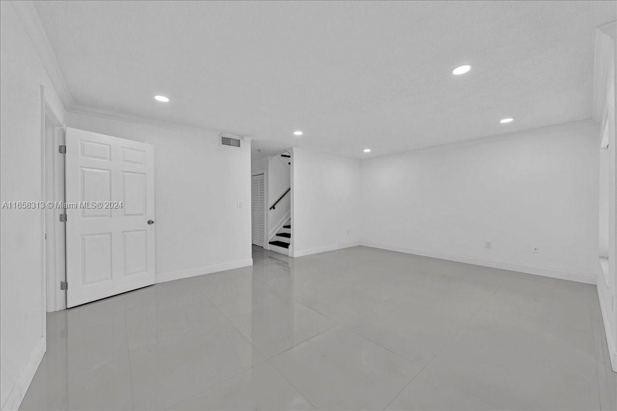 1198 SW 133rd Place Cir