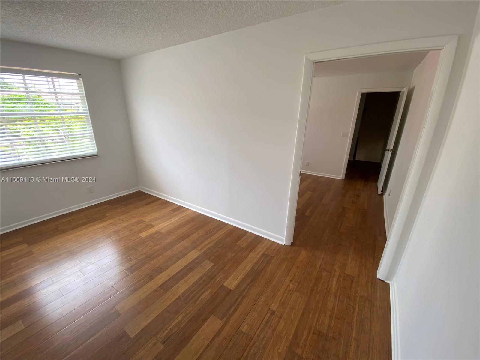 11033 Chandler Dr # 11033