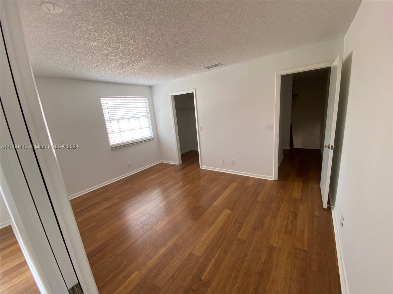 11033 Chandler Dr # 11033