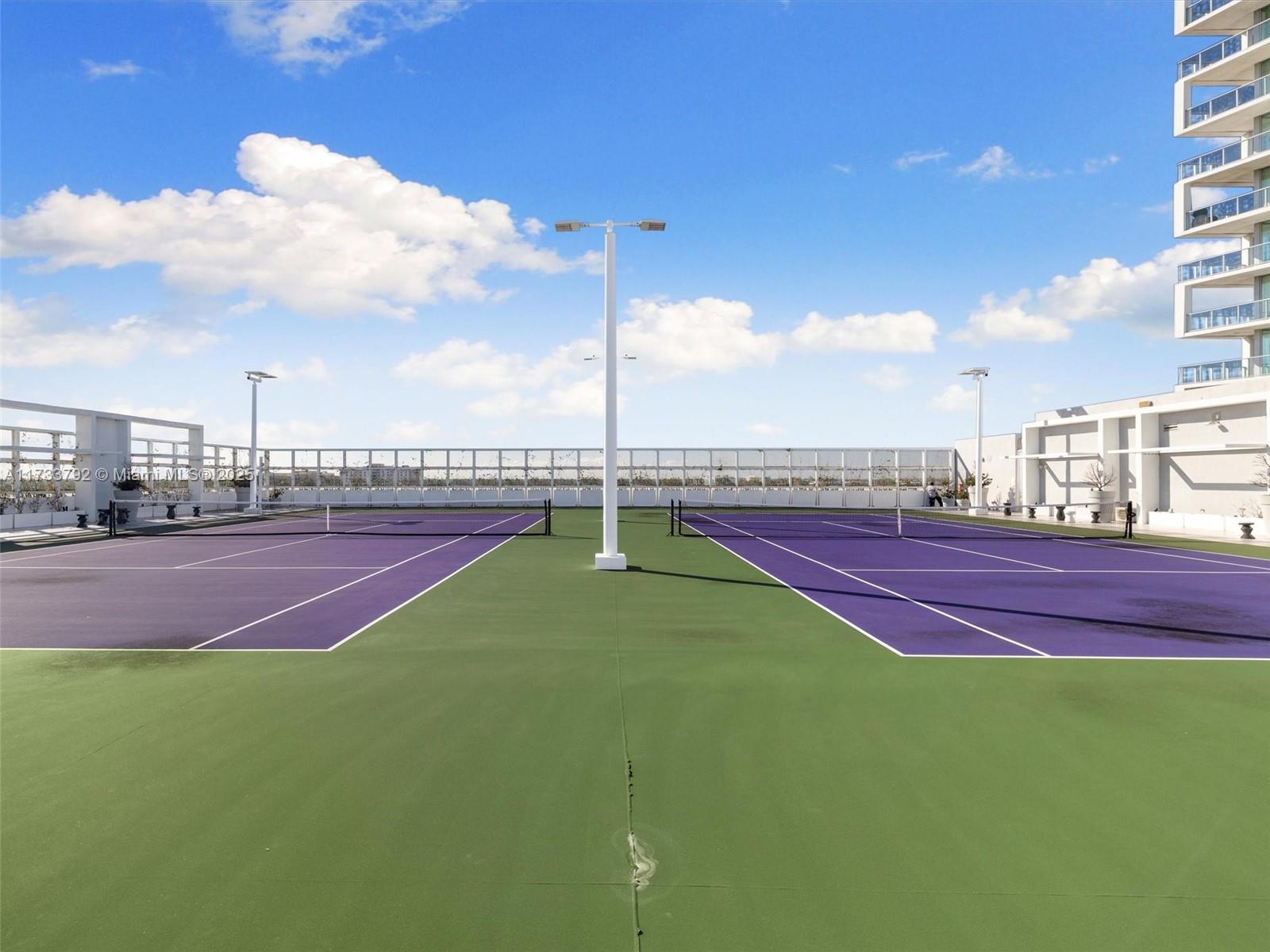 2000 Metropica Way # 406