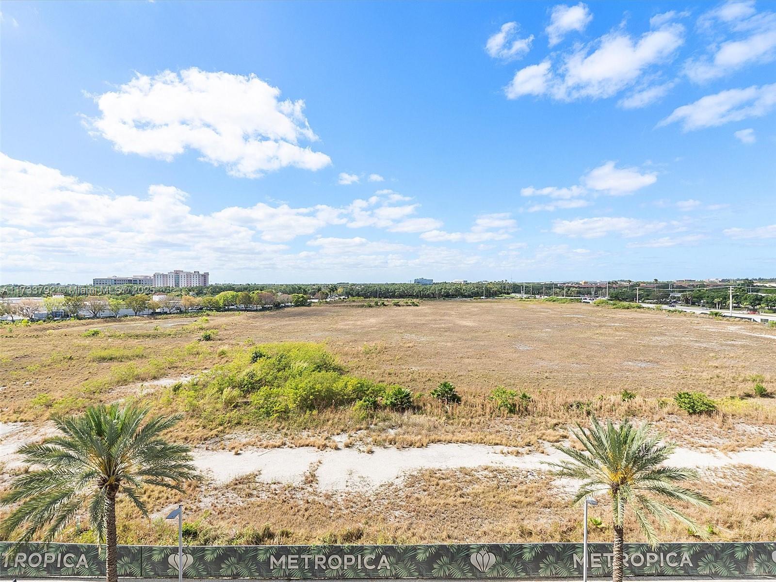 2000 Metropica Way # 406