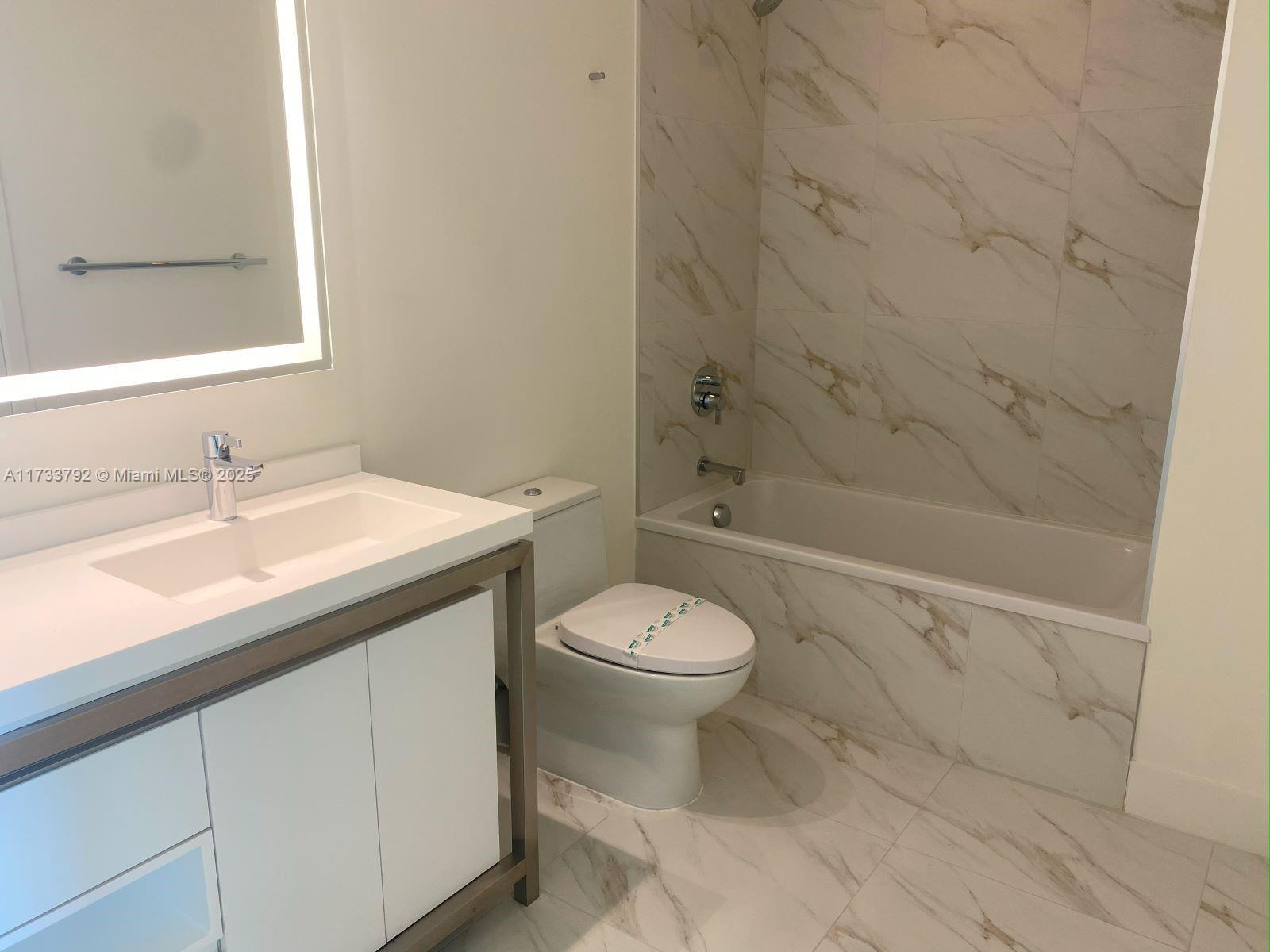 2000 Metropica Way # 406