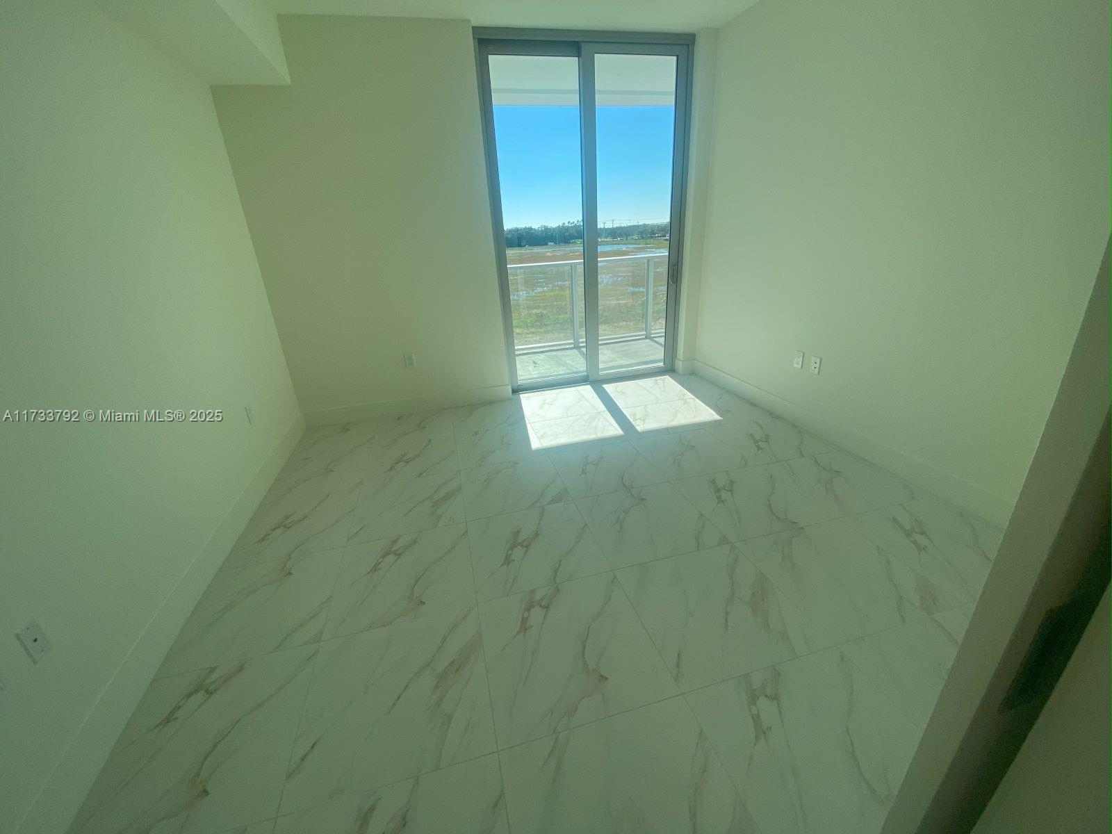 2000 Metropica Way # 406