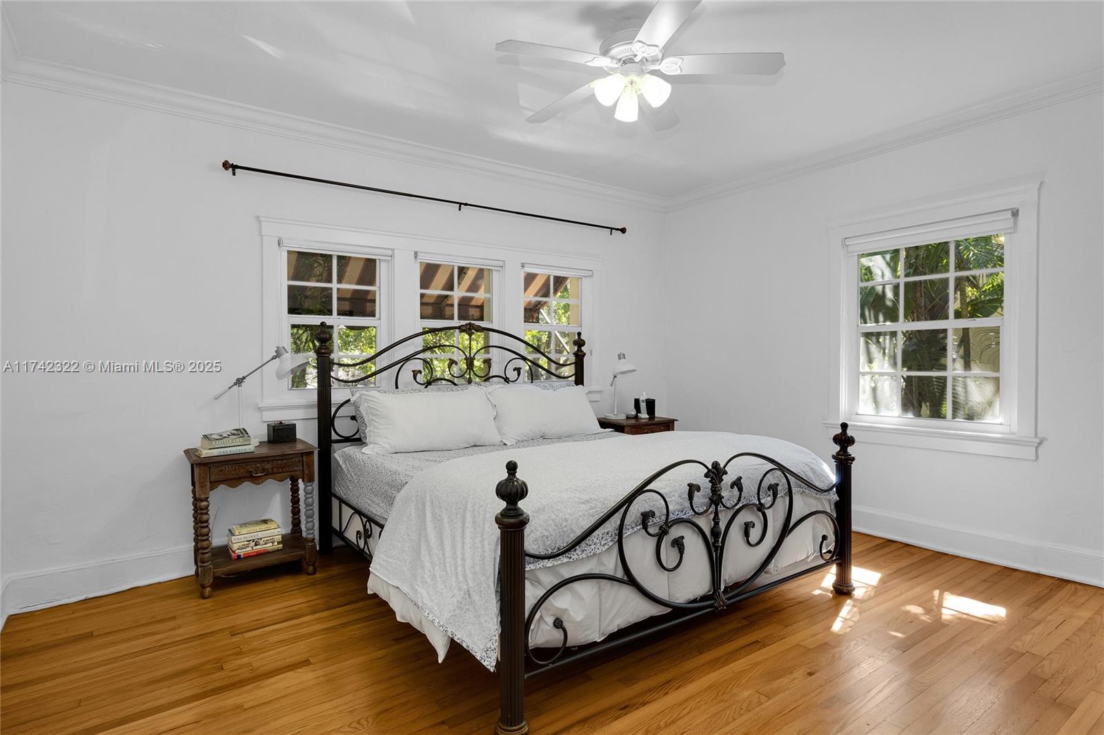5008 Alhambra Cir