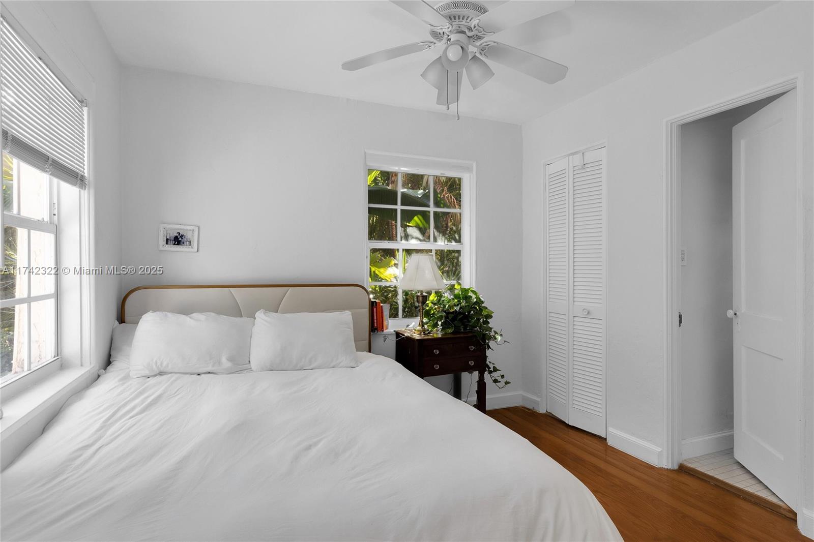 5008 Alhambra Cir