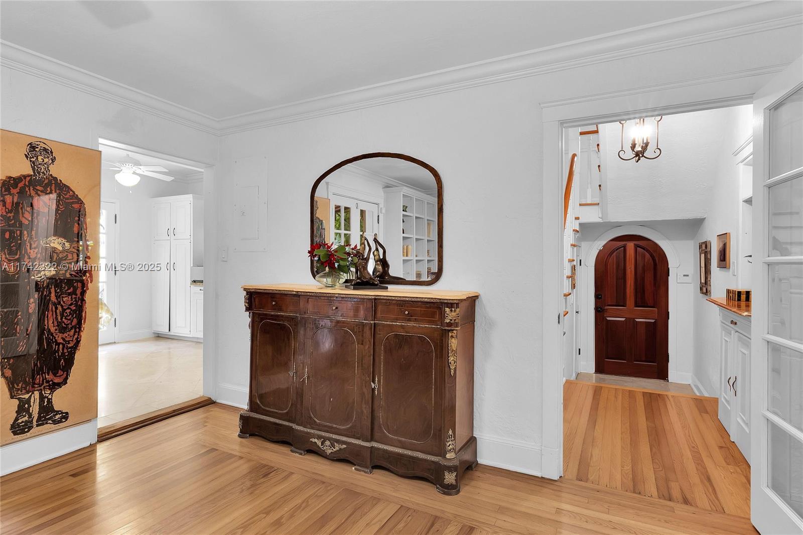 5008 Alhambra Cir