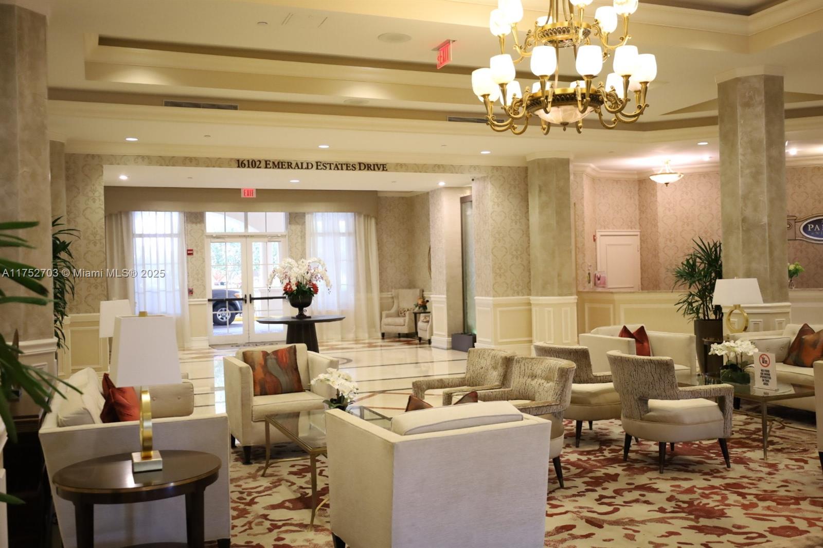 16100 Emerald Estates Dr # 289