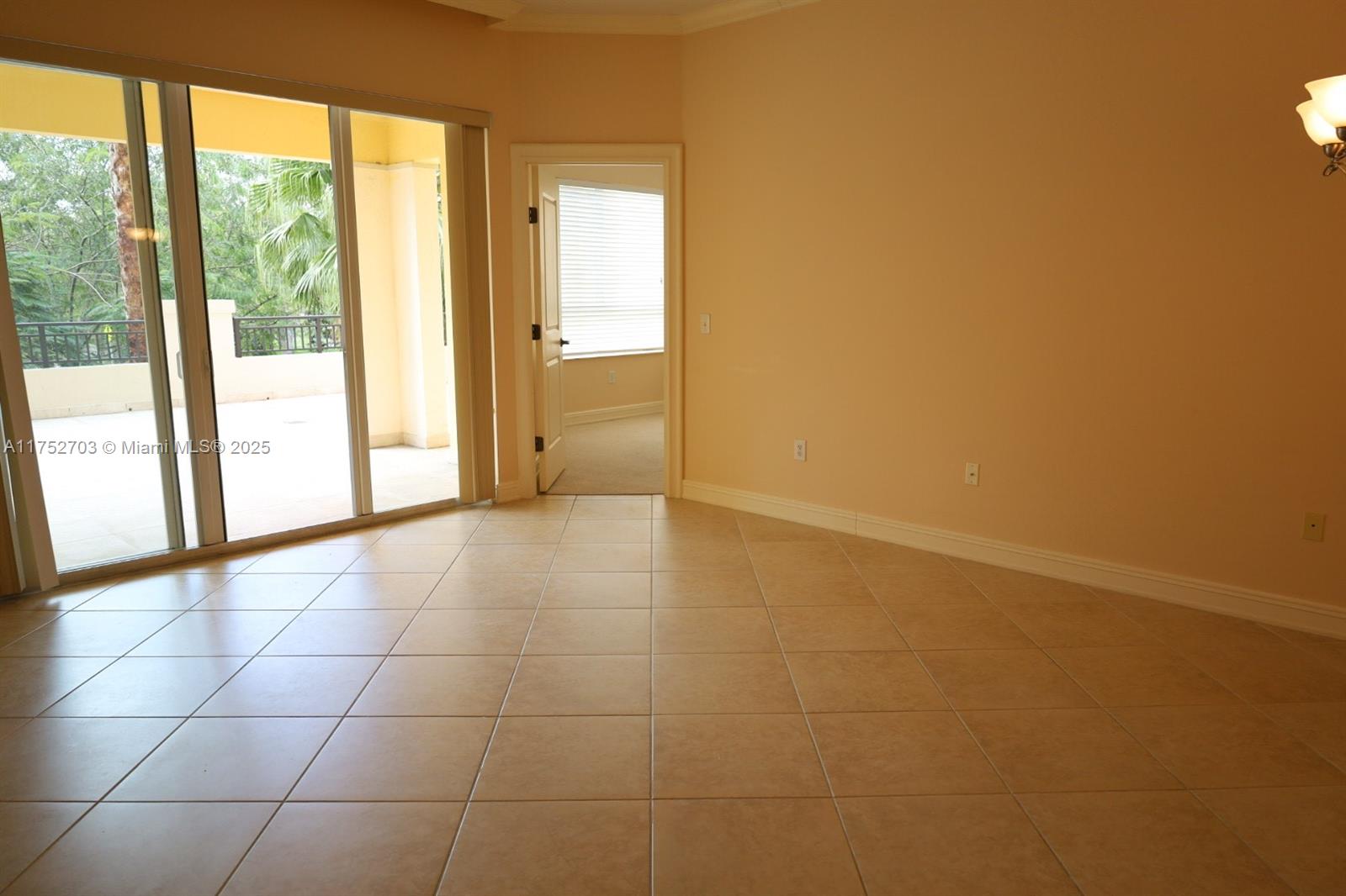 16100 Emerald Estates Dr # 289