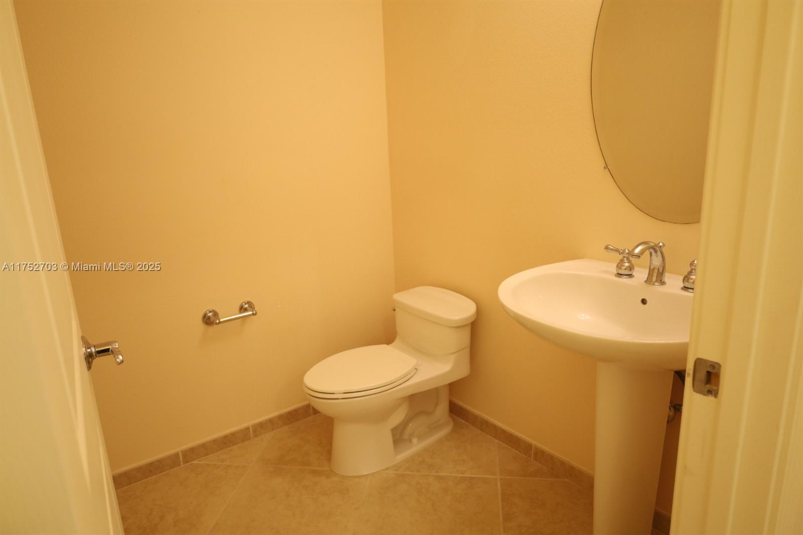 16100 Emerald Estates Dr # 289