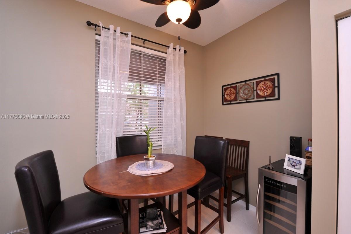 7901 S Aragon Blvd # 4