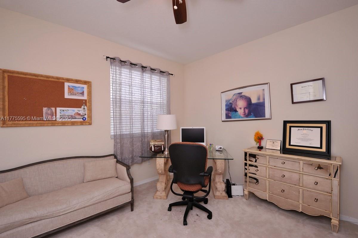 7901 S Aragon Blvd # 4