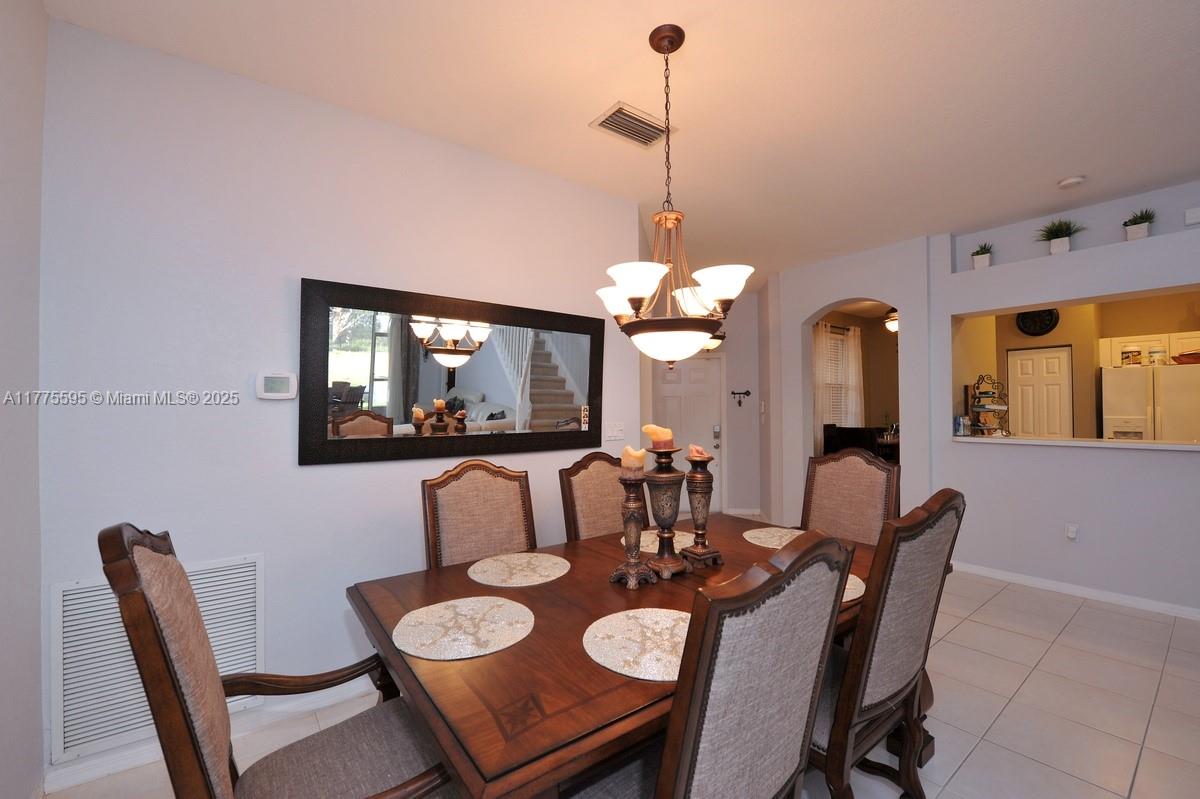 7901 S Aragon Blvd # 4