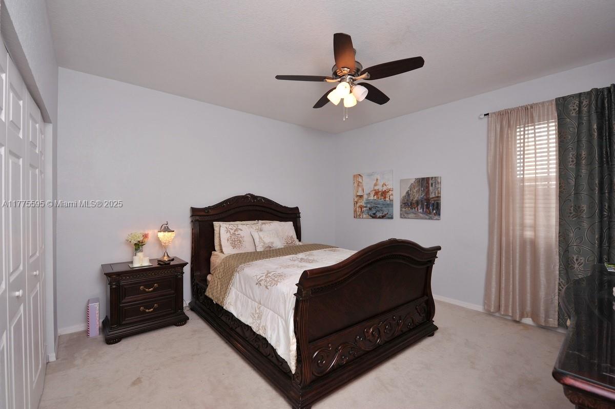 7901 S Aragon Blvd # 4