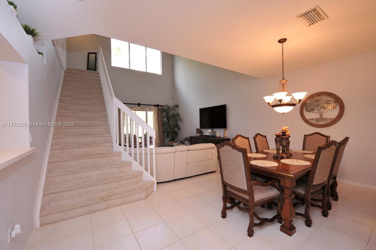 7901 S Aragon Blvd # 4