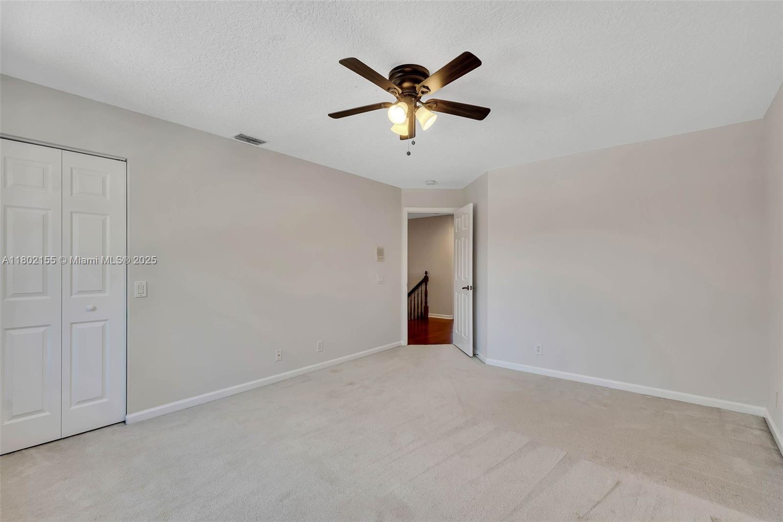 2521 Hunters Run Way
