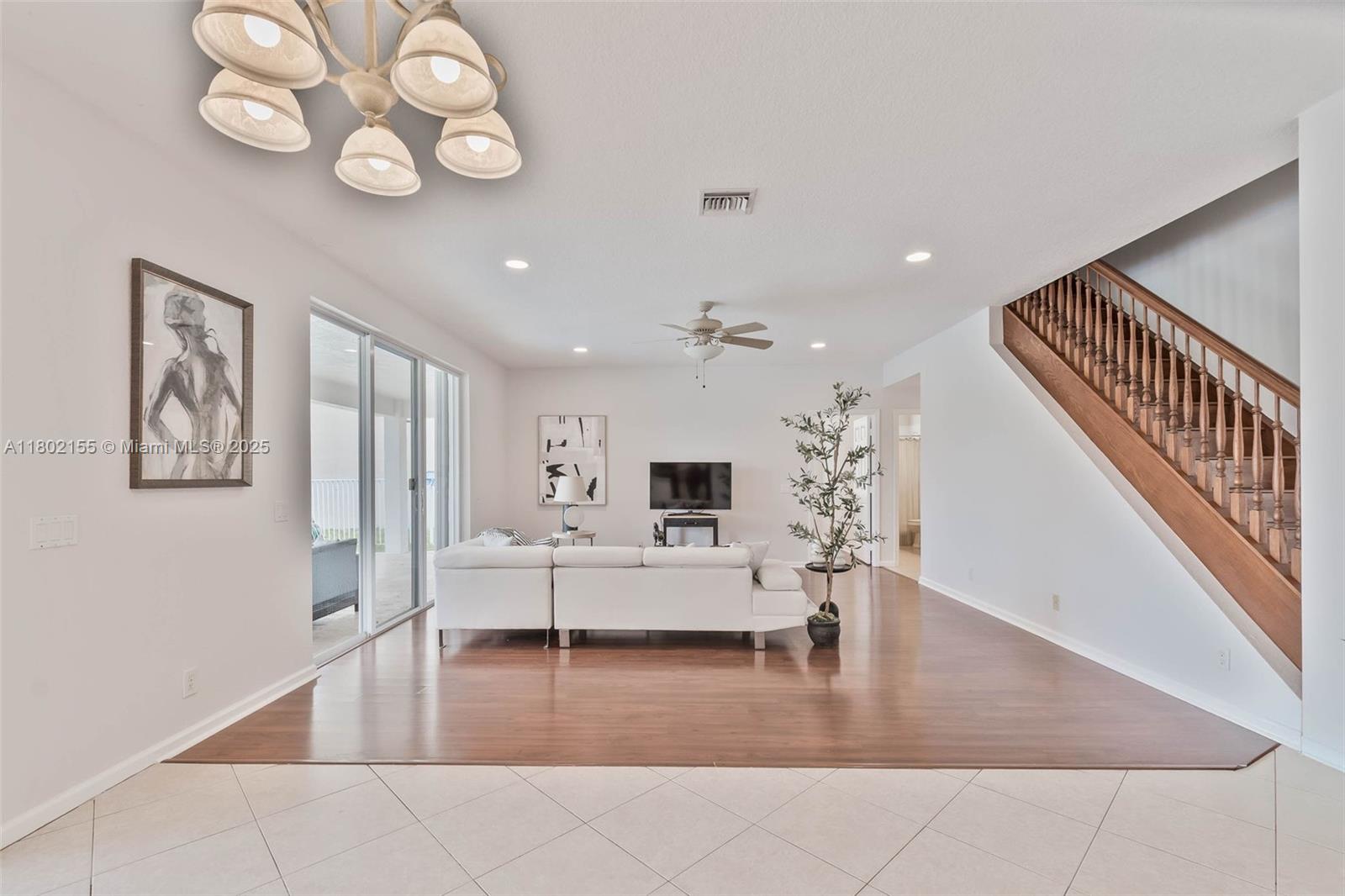2521 Hunters Run Way