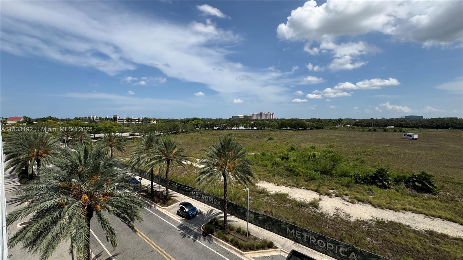 2000 Metropica Way # 406