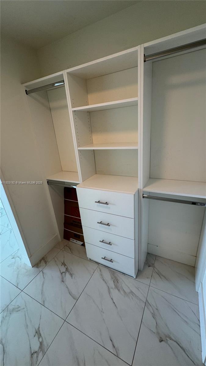 2000 Metropica Way # 406