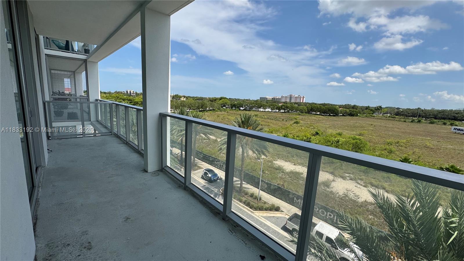 2000 Metropica Way # 406