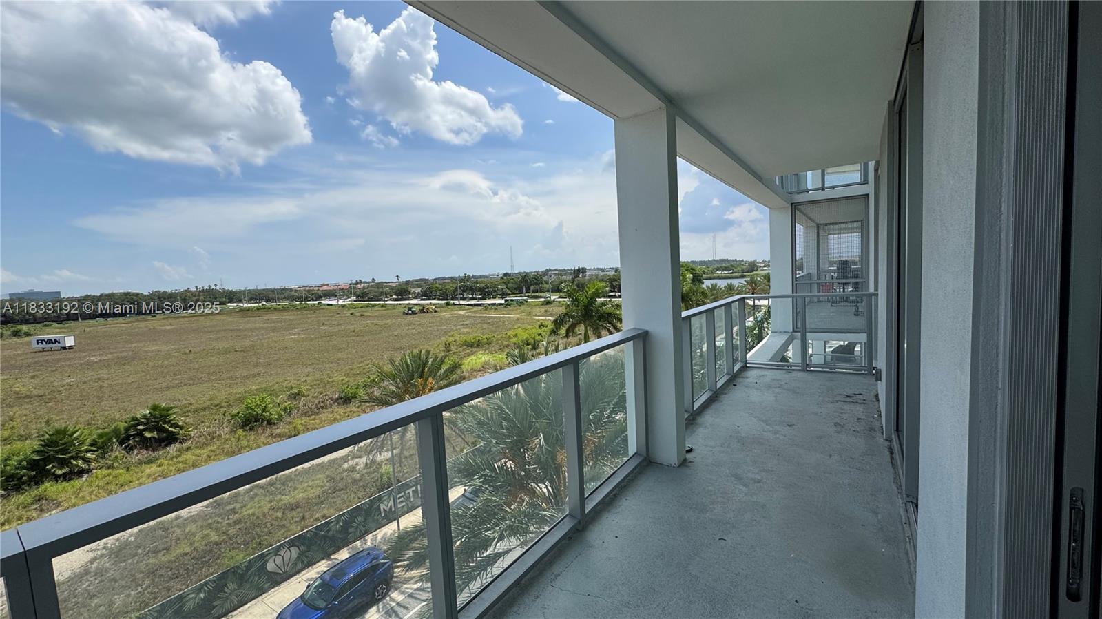 2000 Metropica Way # 406