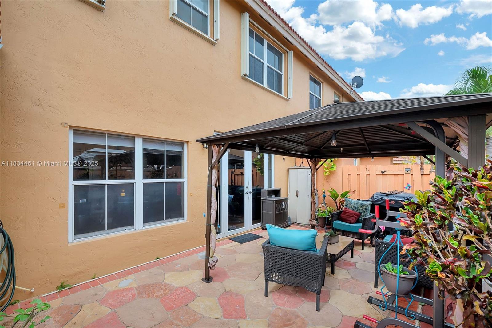 8511 NW 141st Ter # 402