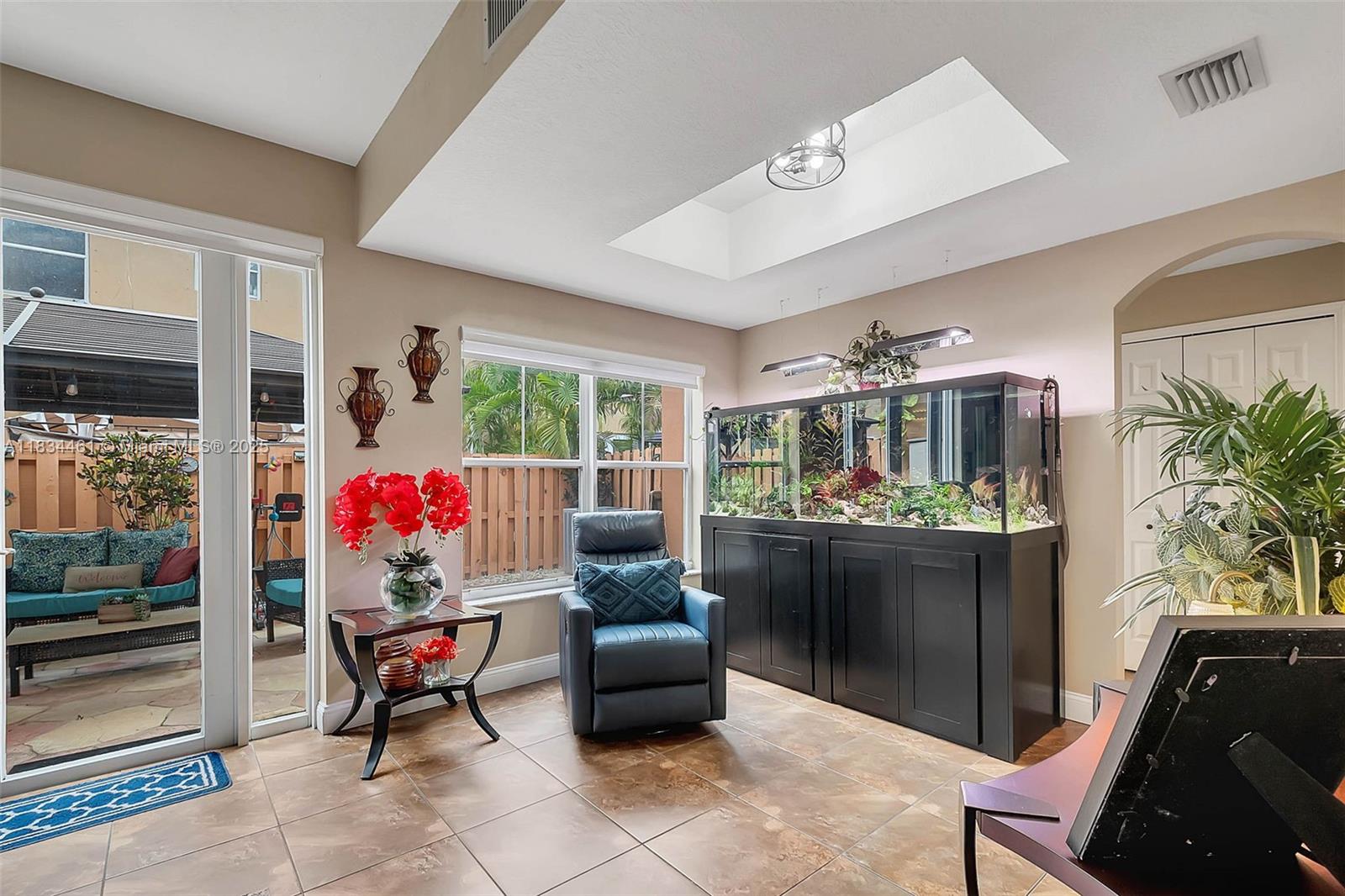 8511 NW 141st Ter # 402