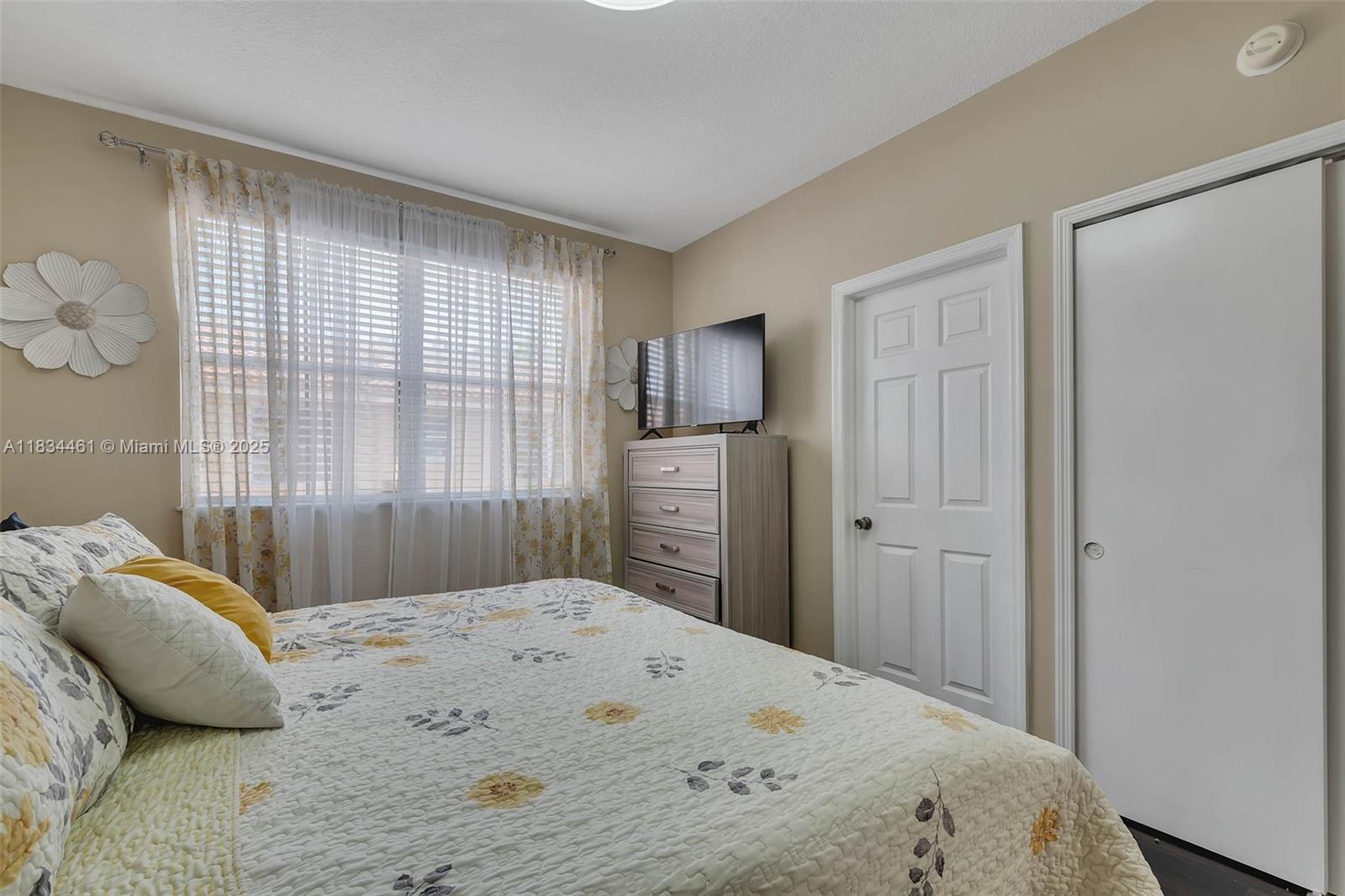 8511 NW 141st Ter # 402