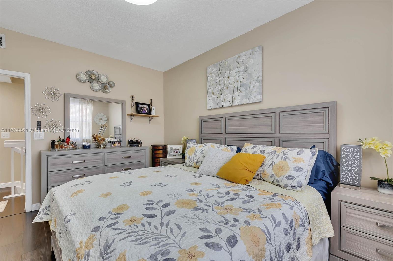 8511 NW 141st Ter # 402