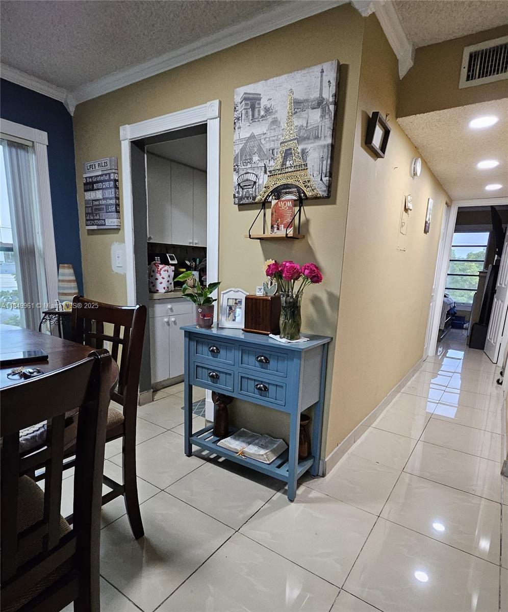 2138 SW 6 St # 403, Miami Unit: 403