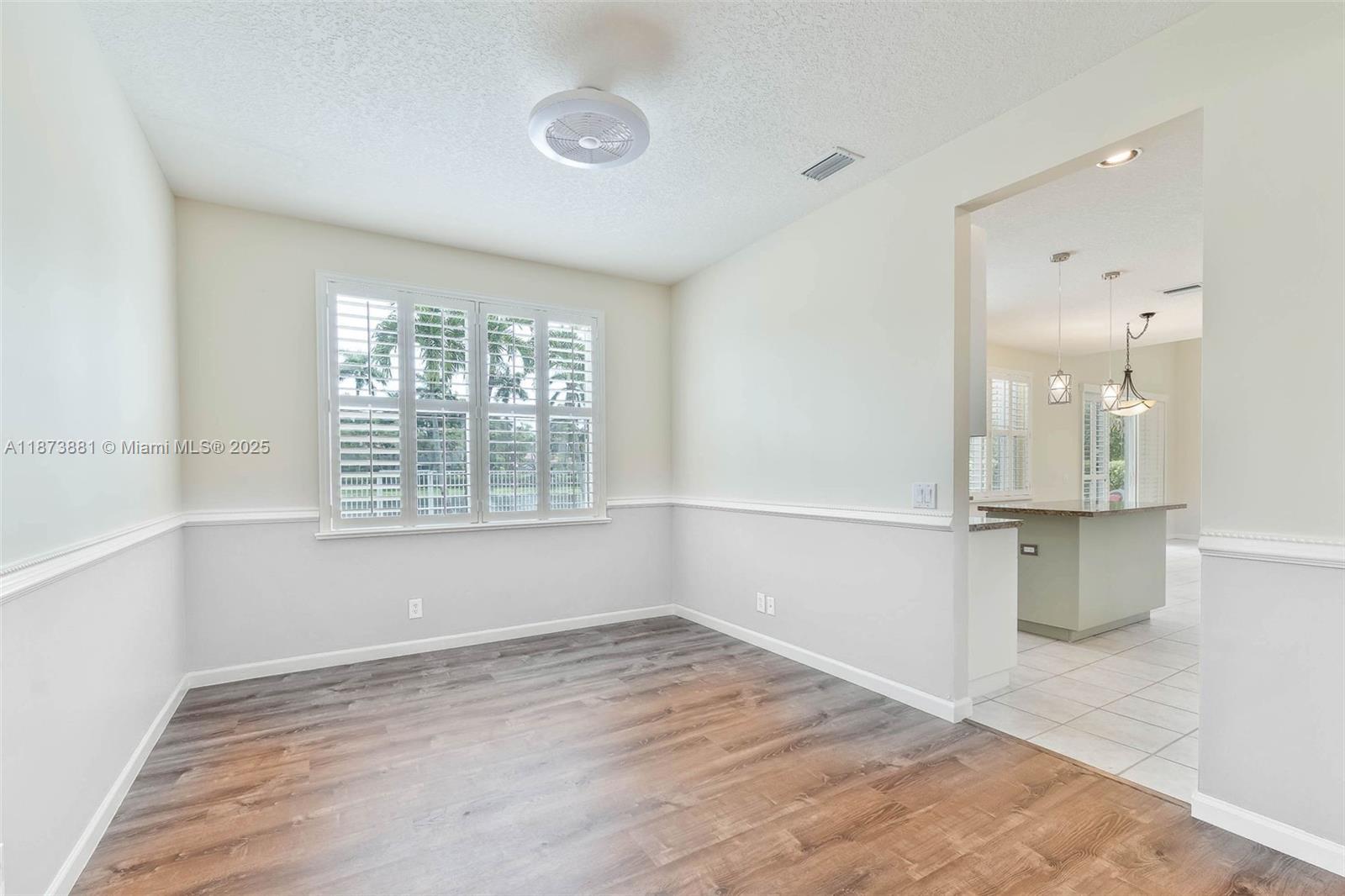 3844 W Falcon Ridge Cir