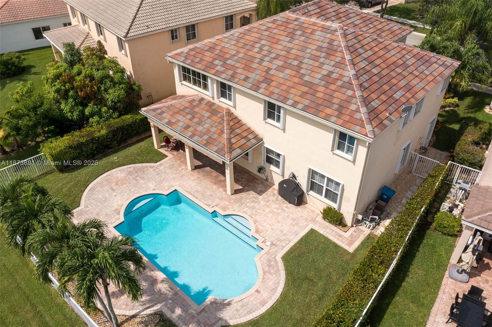 3844 W Falcon Ridge Cir