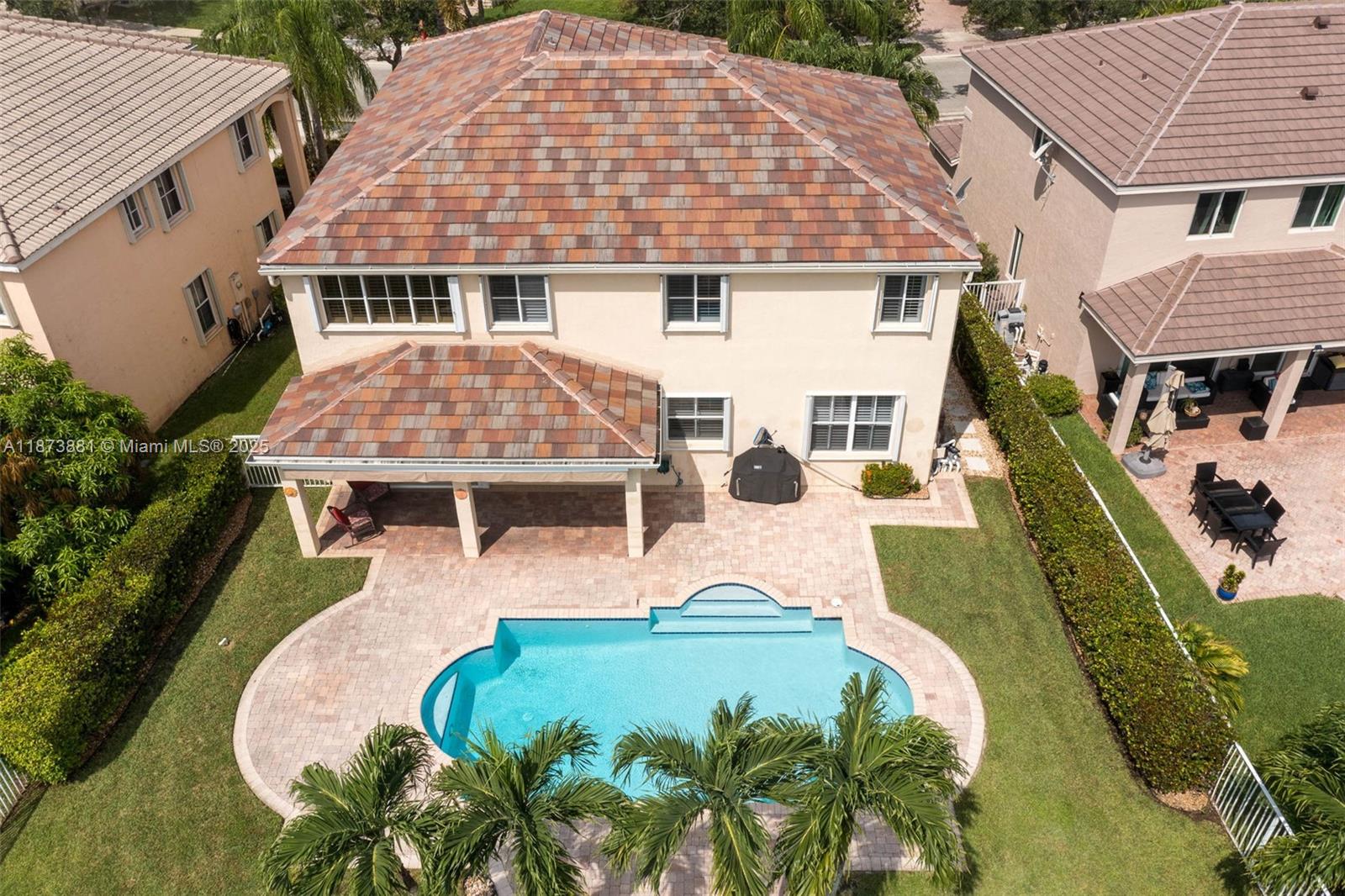 3844 W Falcon Ridge Cir