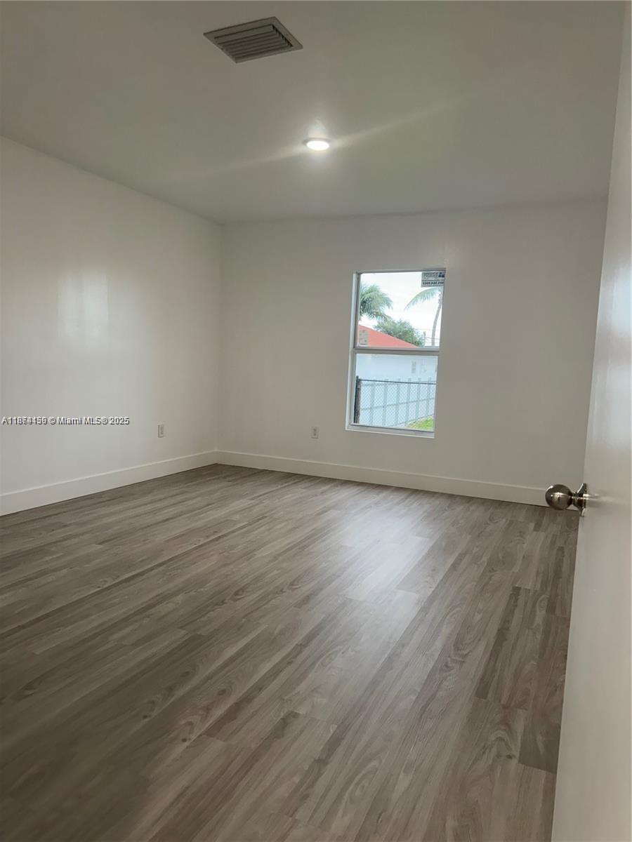 526 NW 6th
