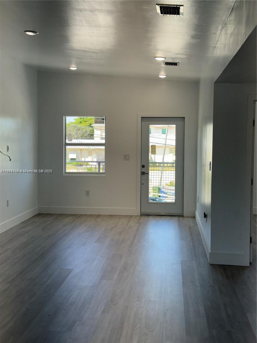 526 NW 6th