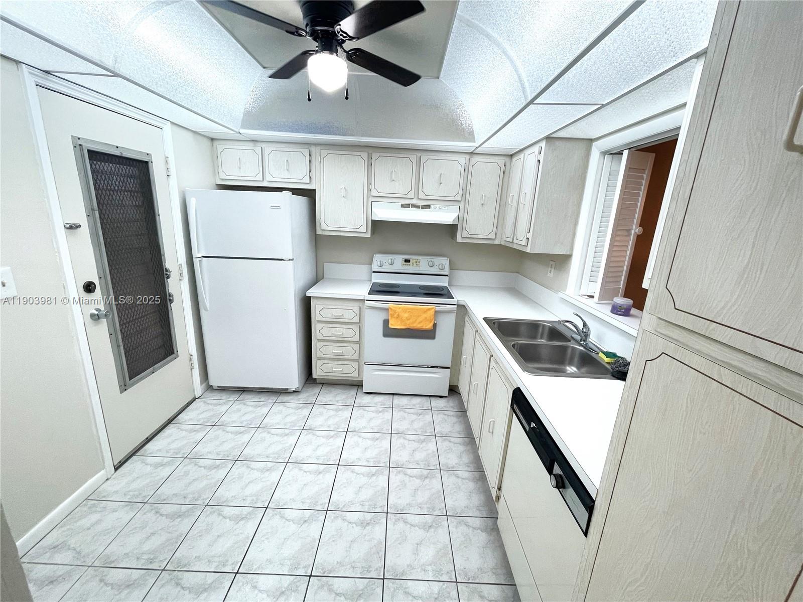 403 NW 68th Ave # 104