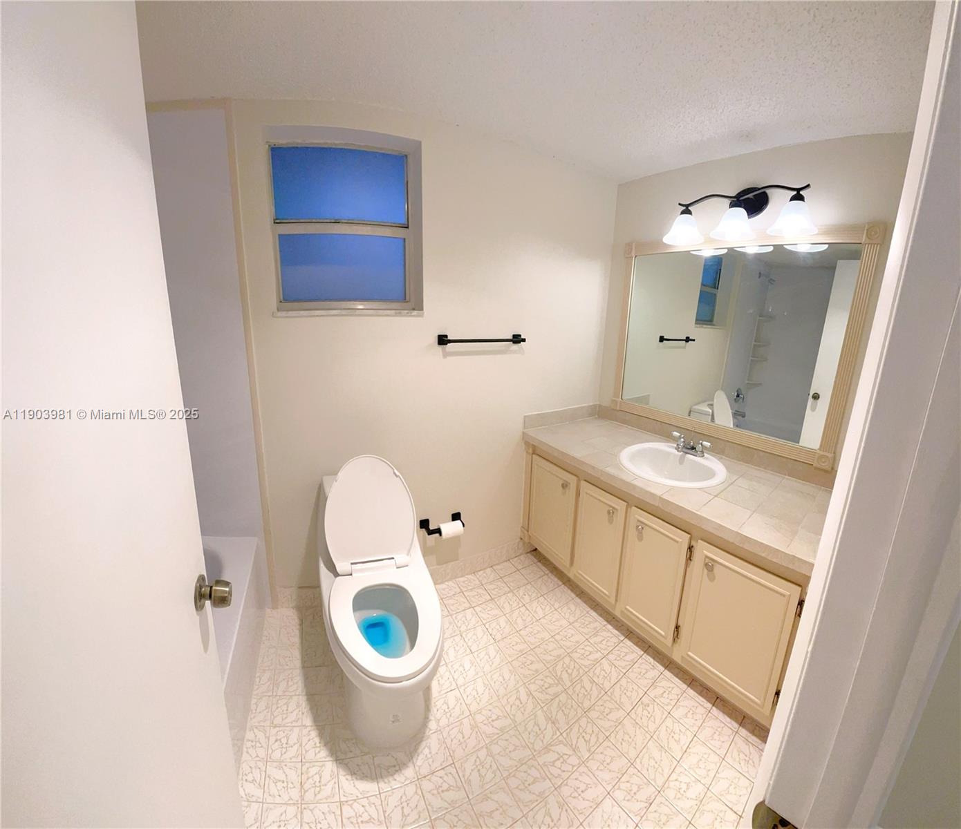 403 NW 68th Ave # 104