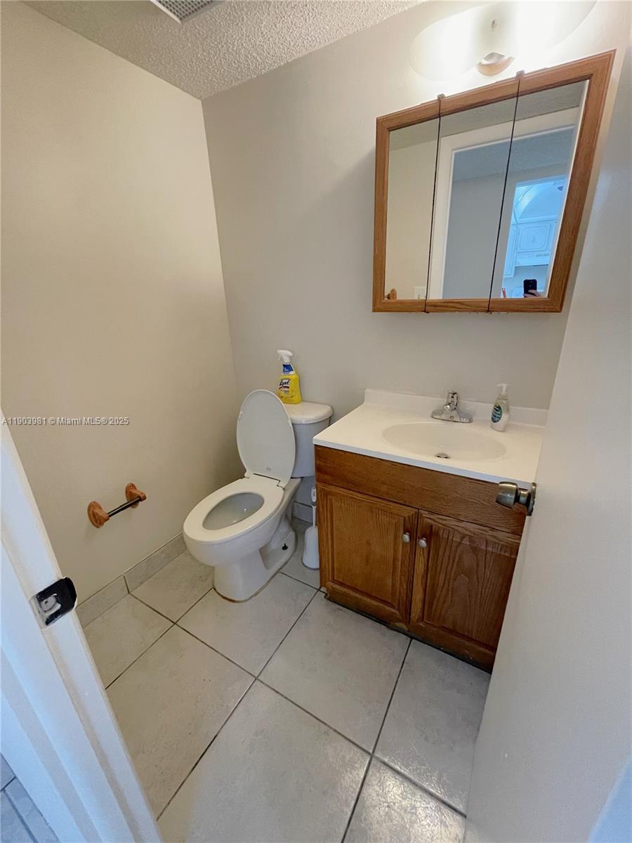 403 NW 68th Ave # 104