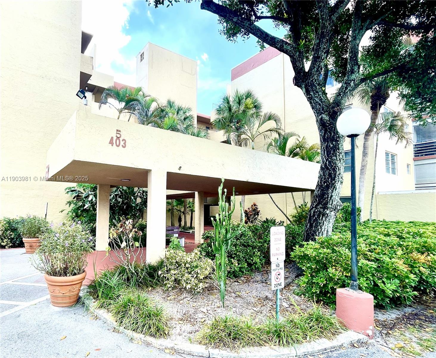 403 NW 68th Ave # 104