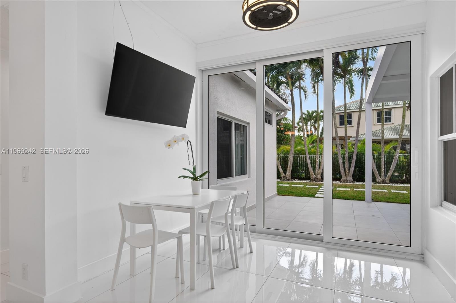 4115 Sabal Ridge Cir