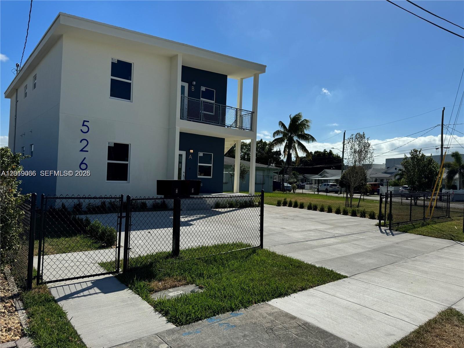 526 NW 6th St
