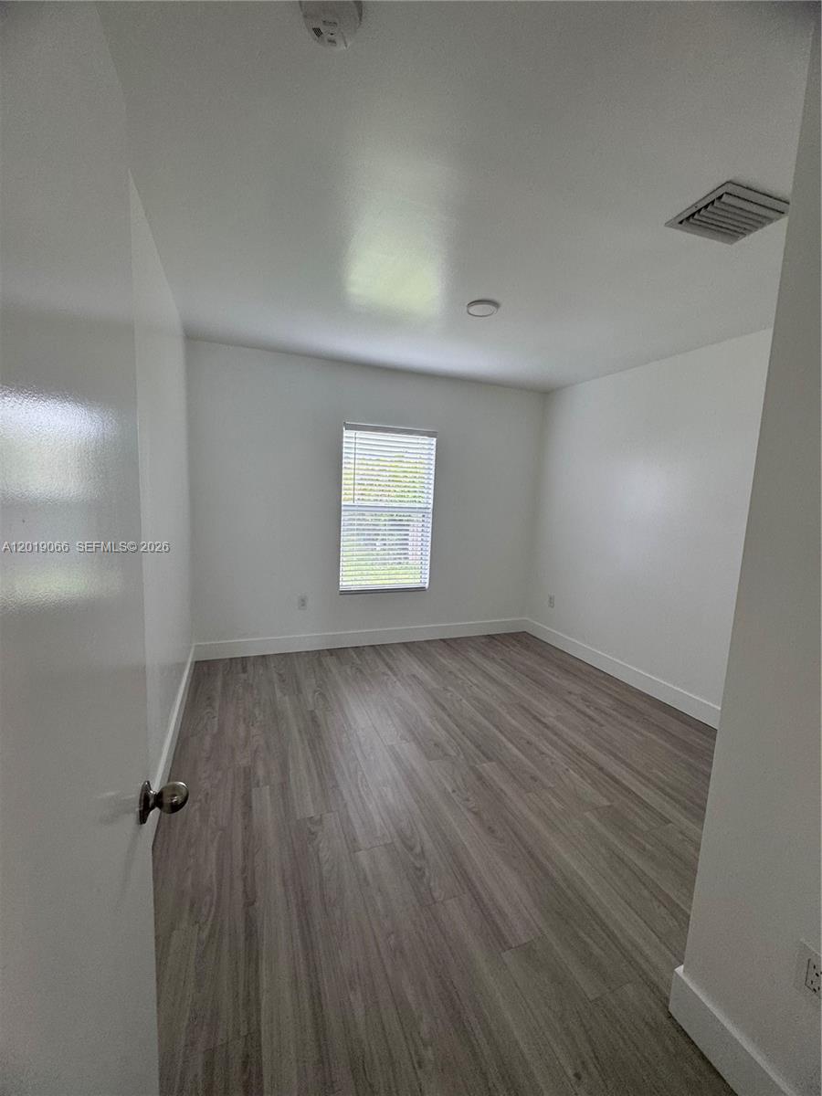 526 NW 6th St