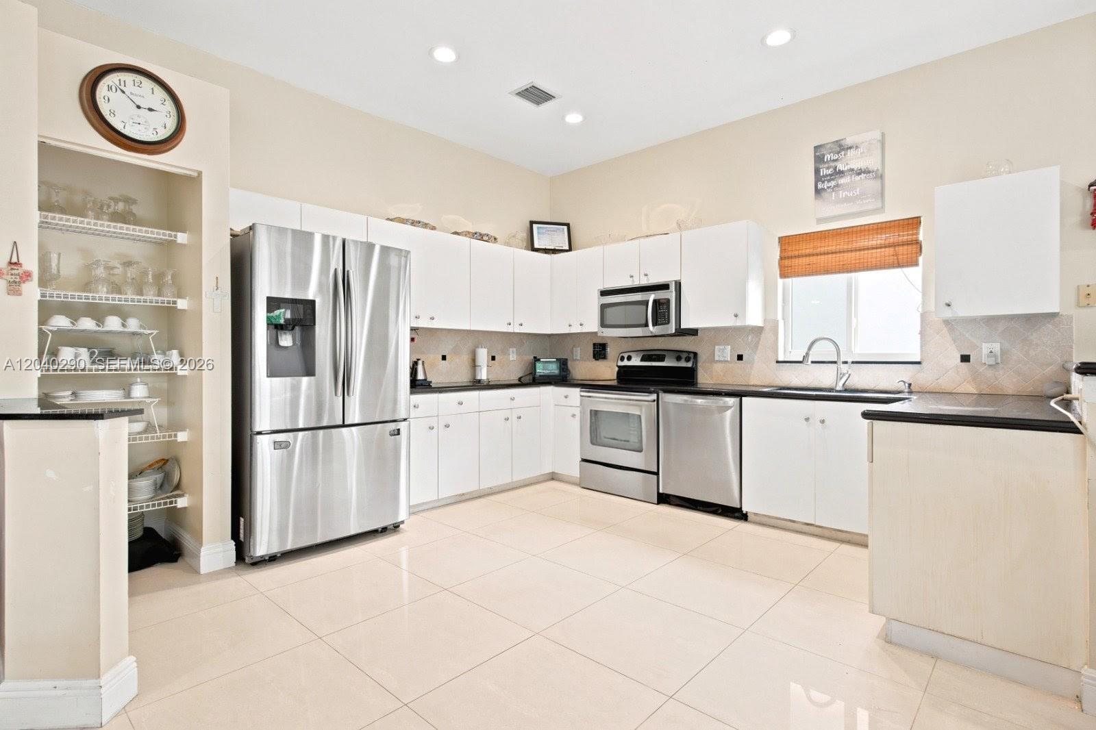 1081 Allamanda Way