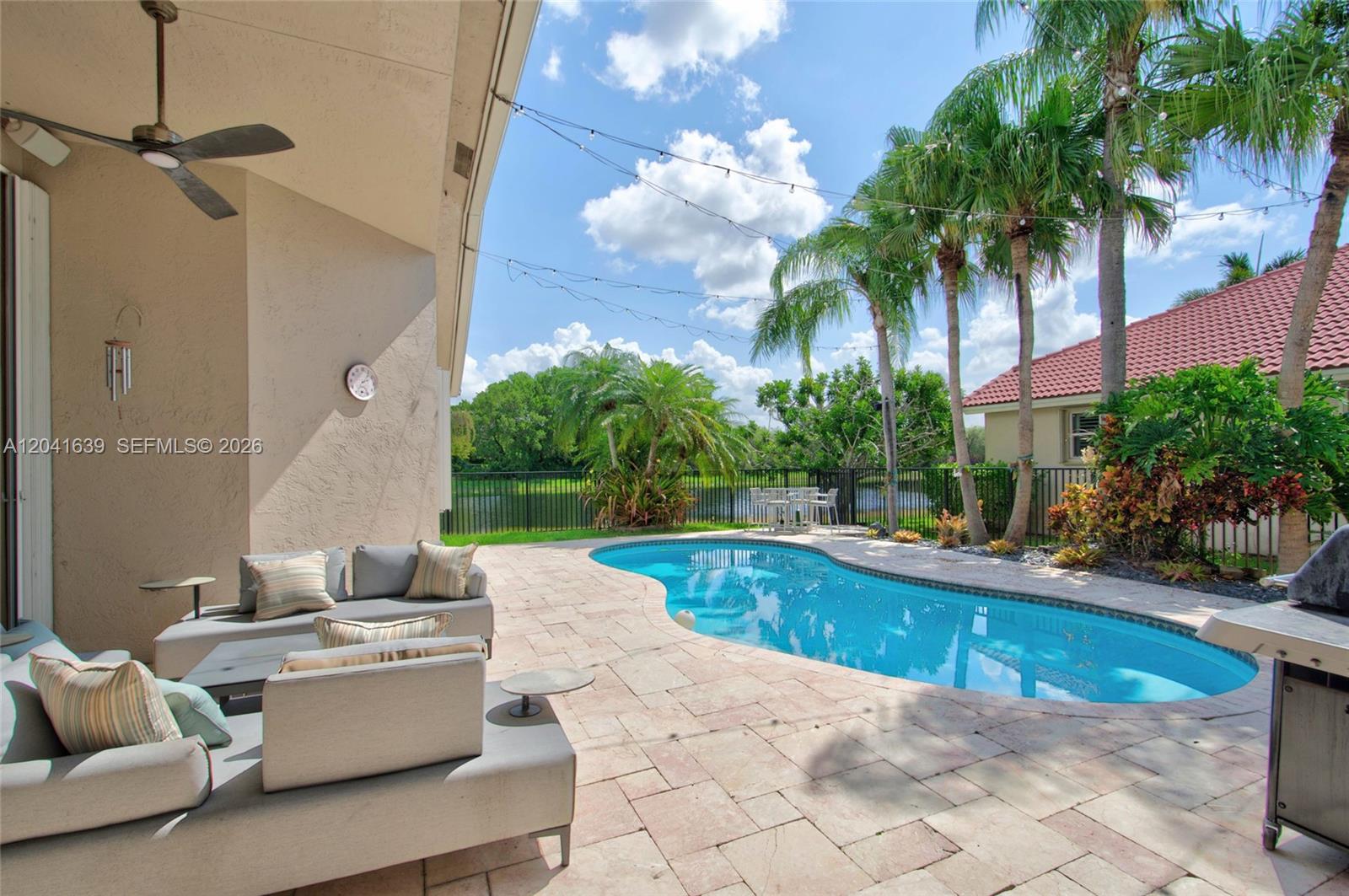 1136 Ginger Cir