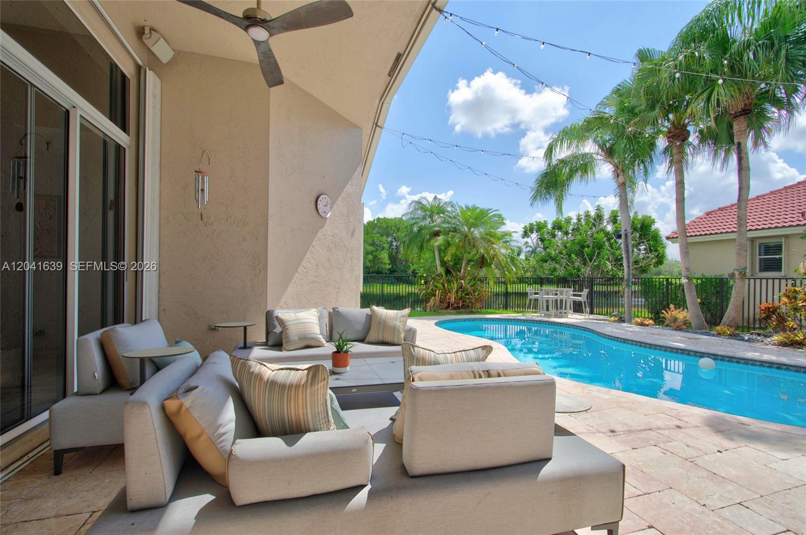 1136 Ginger Cir