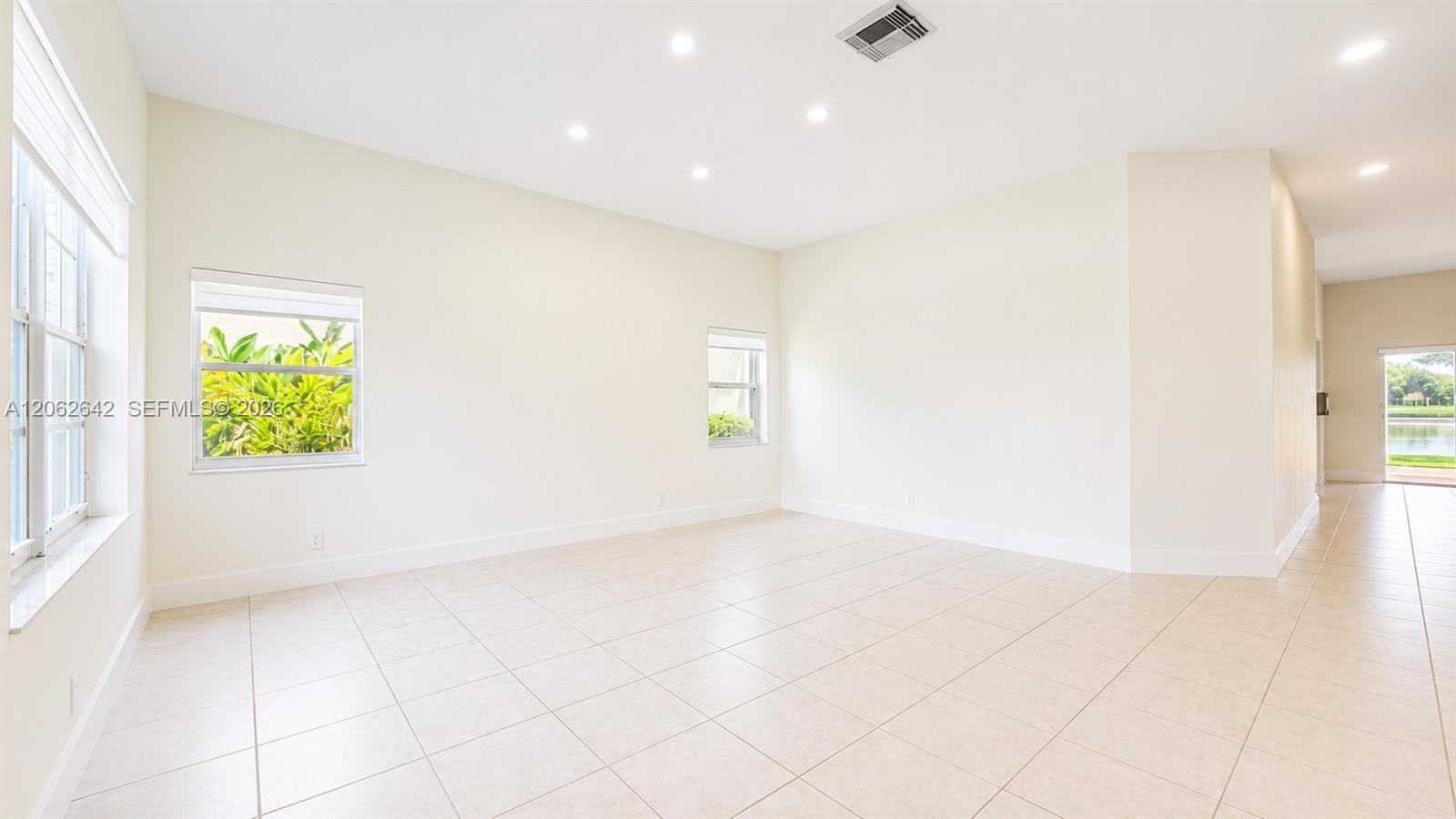 4310 Diamond Way # 4310