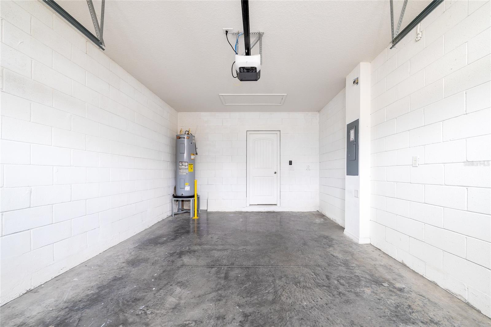 16162 ARBOR CREST ALY