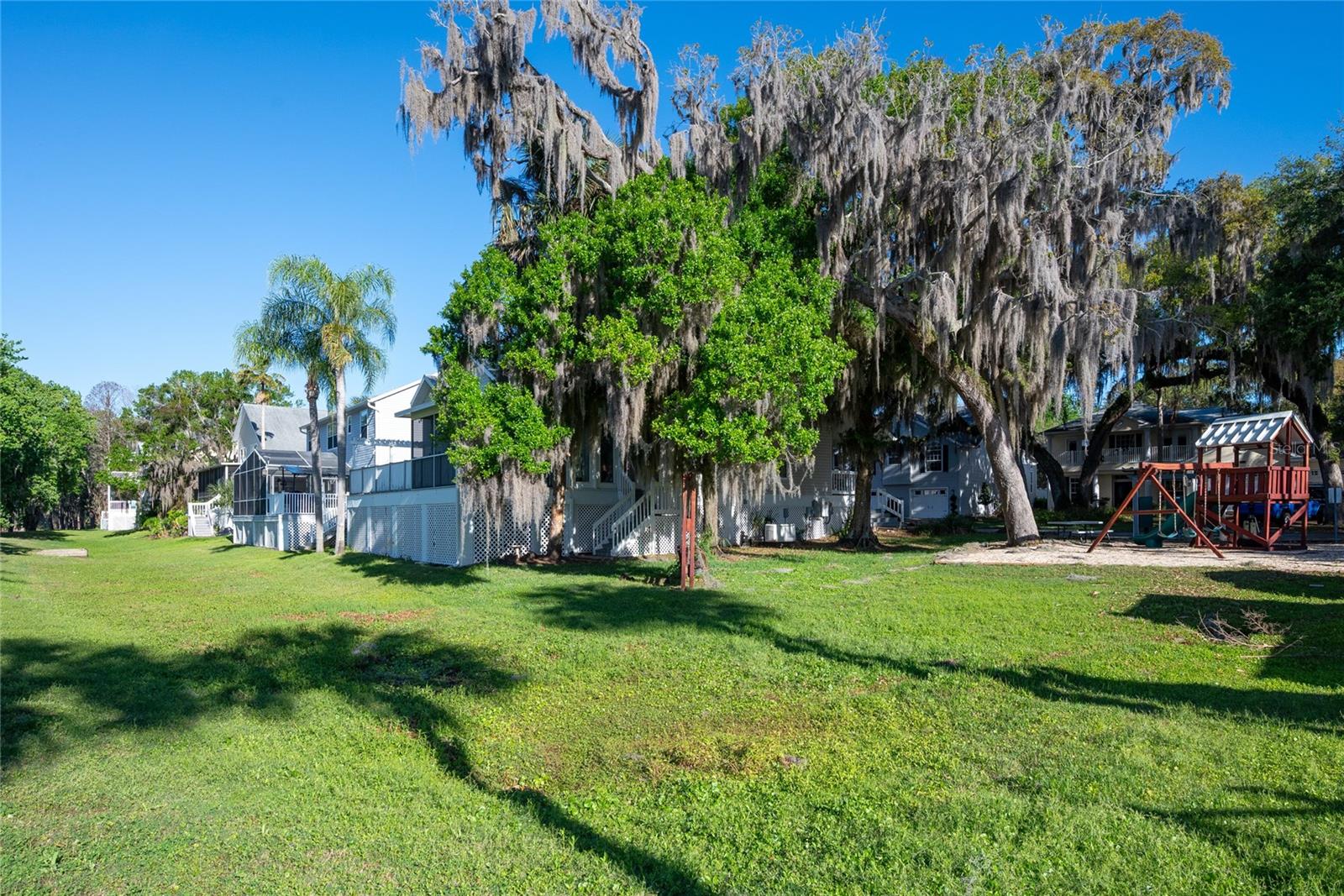 239 RIVER VILLAGE DR