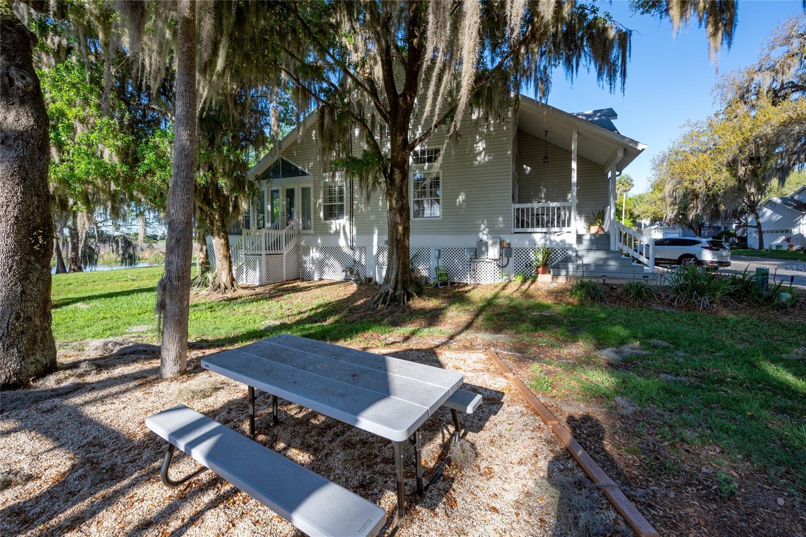 239 RIVER VILLAGE DR