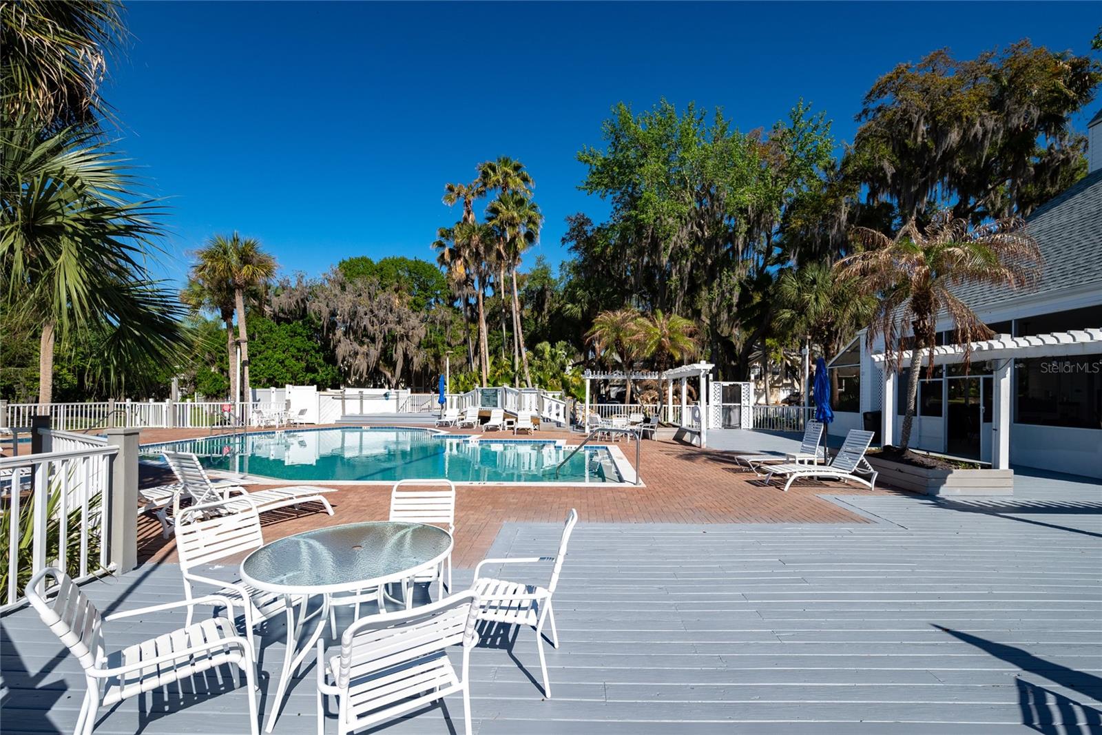 239 RIVER VILLAGE DR