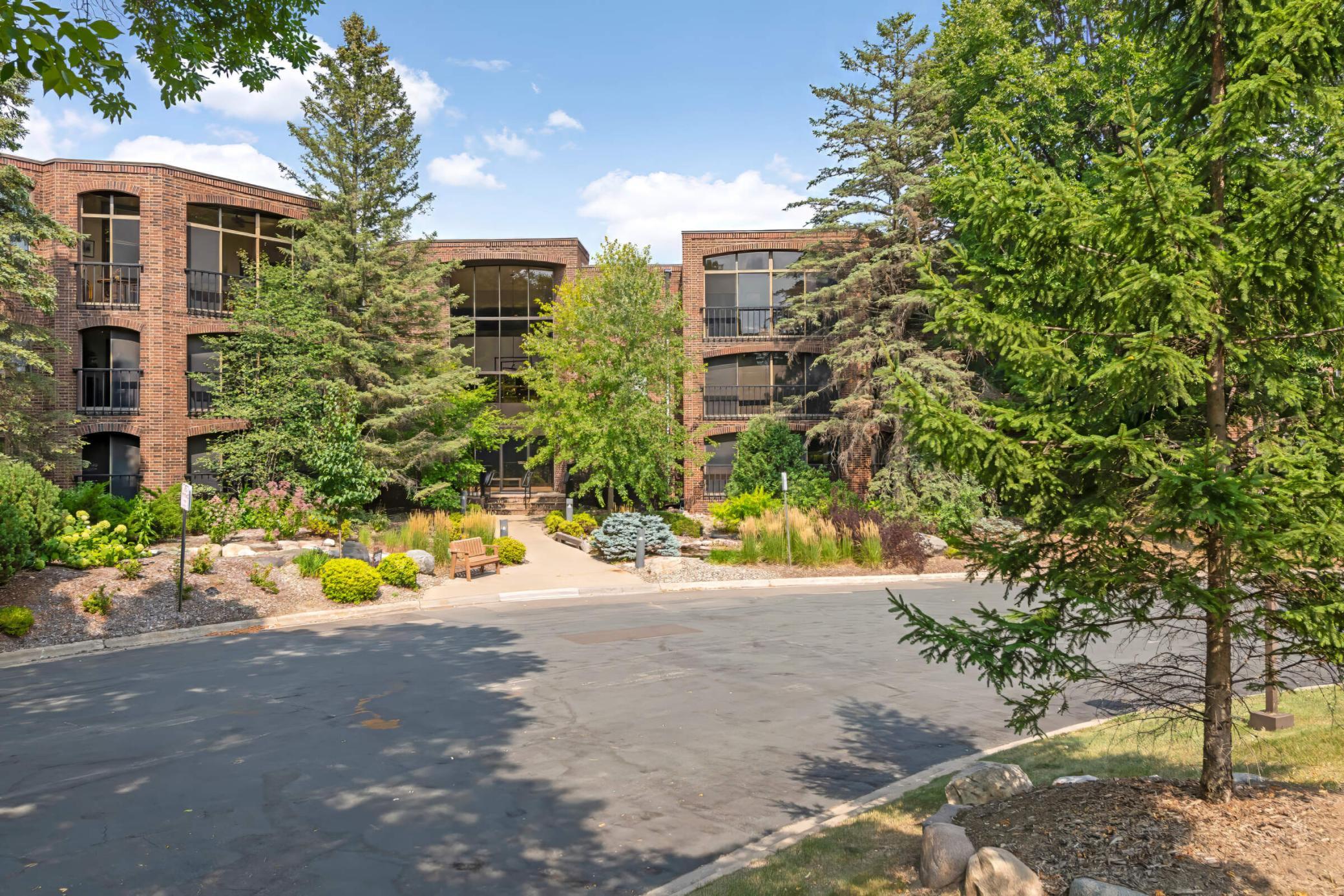 5601 Dewey Hill Road Unit: 203